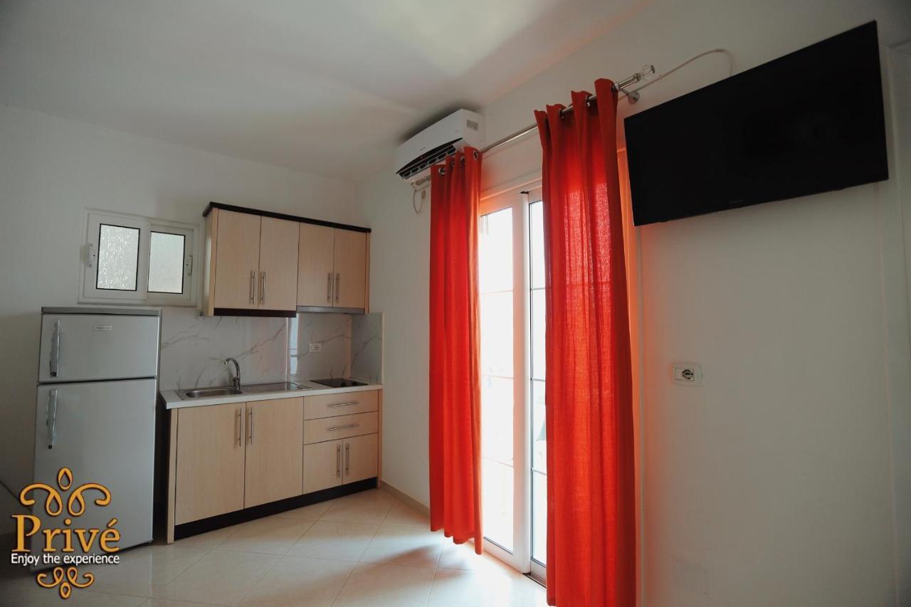 Prive Hotel And Apartment Ksamil Exterior foto