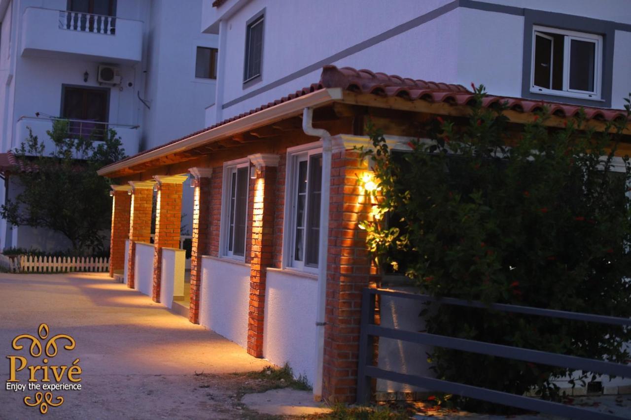 Prive Hotel And Apartment Ksamil Exterior foto