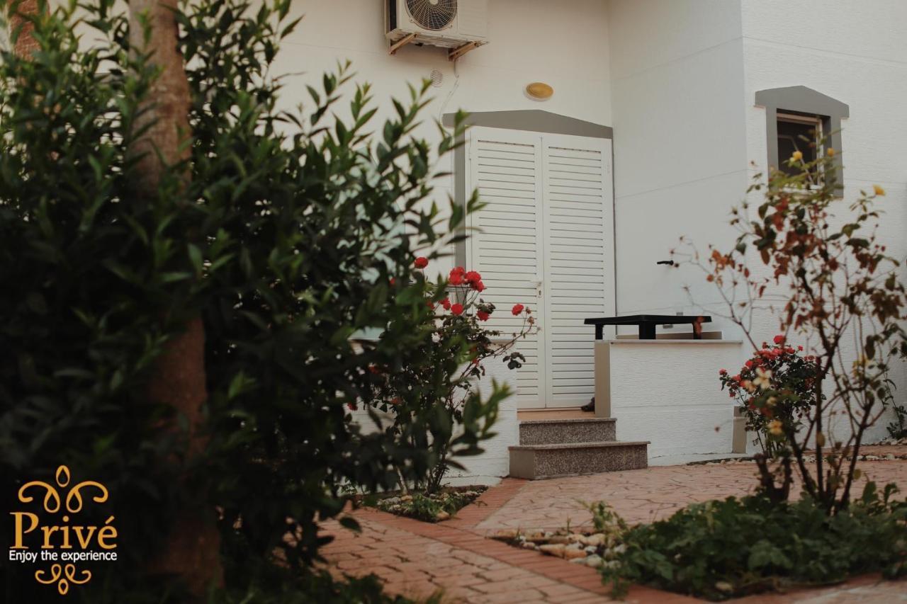 Prive Hotel And Apartment Ksamil Exterior foto